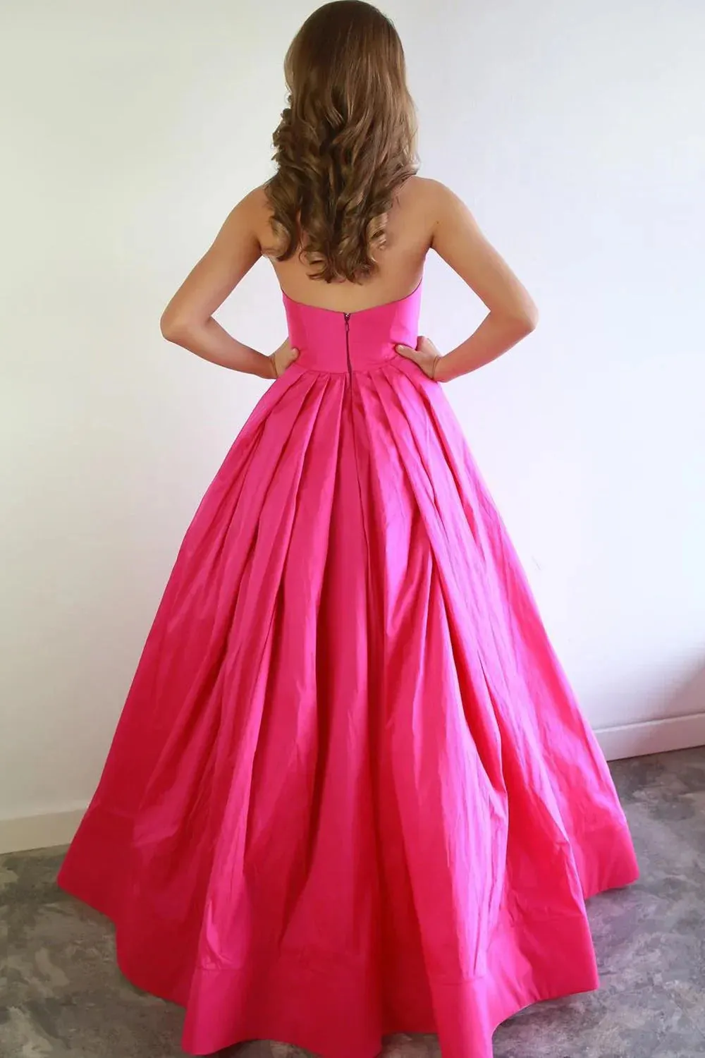 A Line Evening Dresses Spaghetti Straps Satin V Neck Long Prom Dresses