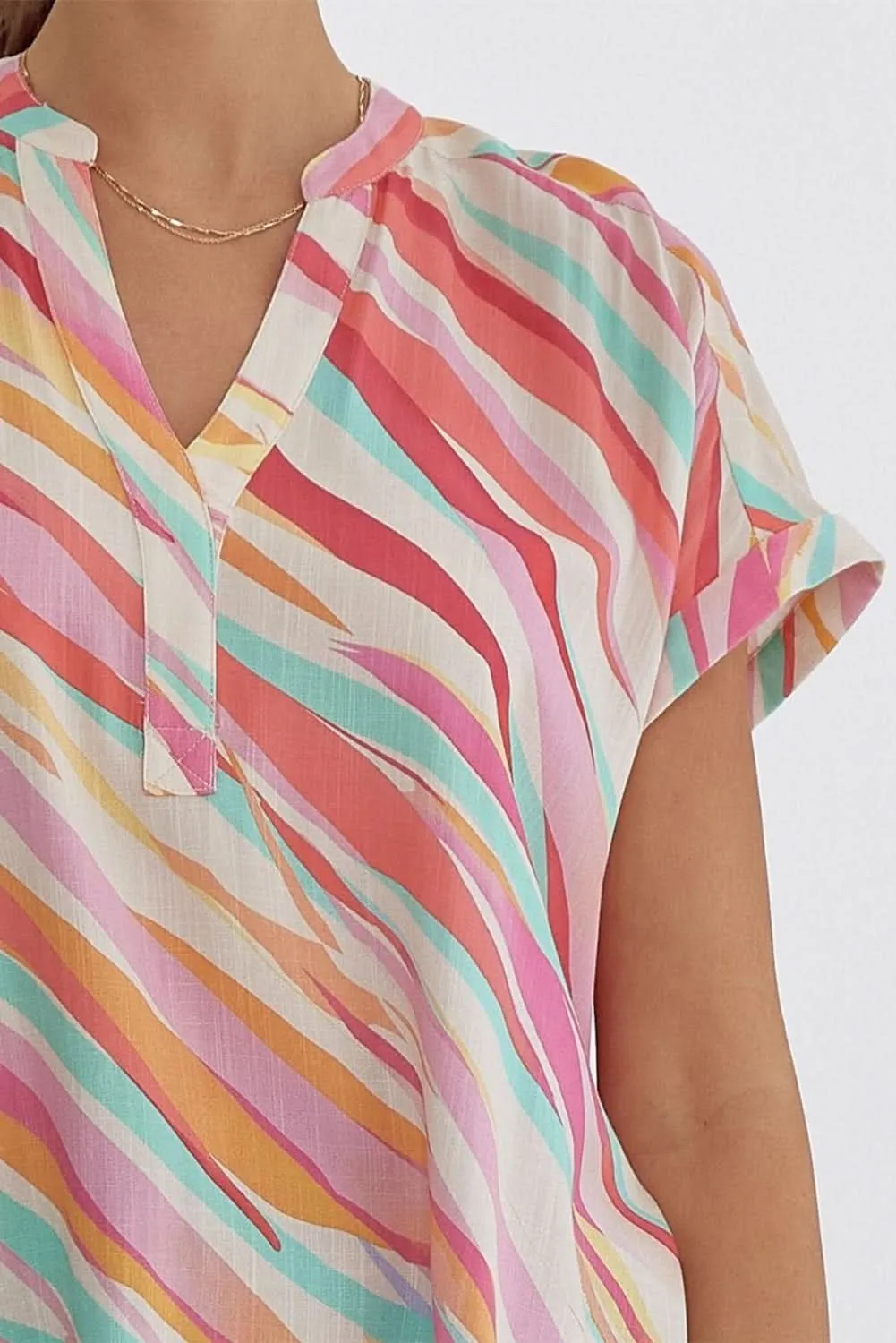 Chic plus-size abstract top, white